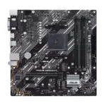 Detalle de puertos USB y ranuras PCIe
