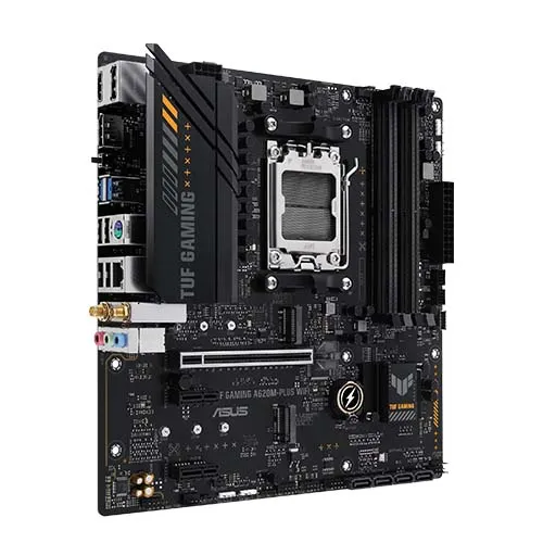 Detalle disipadores y ranuras PCIe