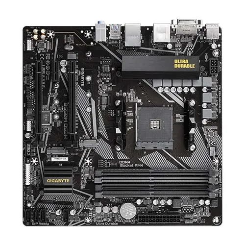 Zócalo AM4 y slots de memoria visibles para fácil configuración.